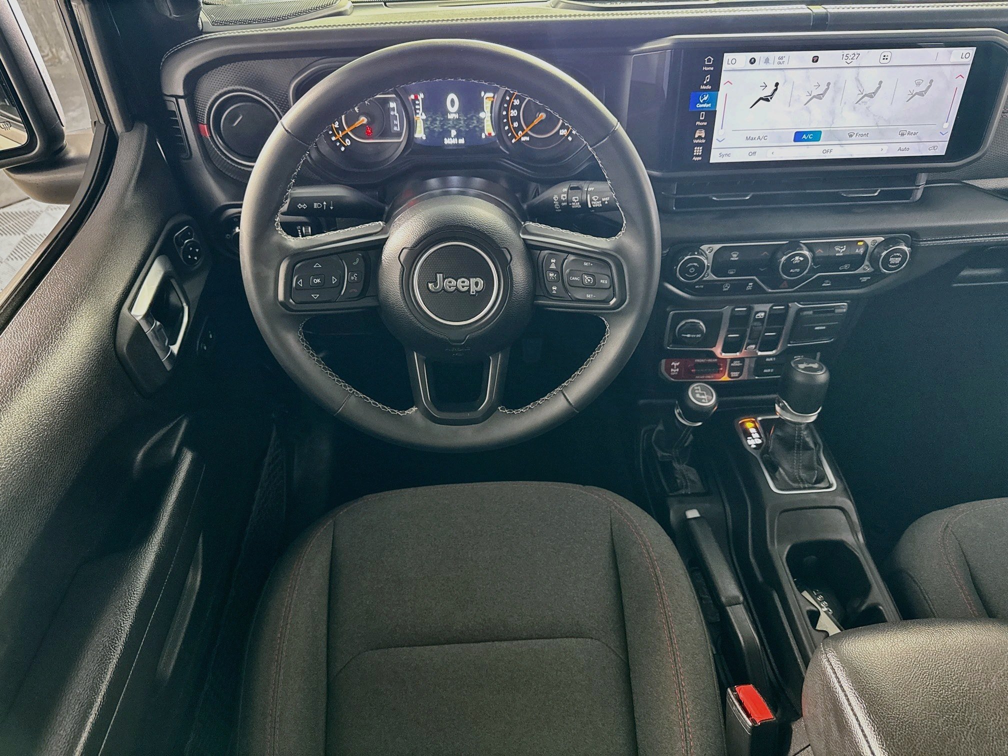 Used 2025 Jeep Wrangler Unlimited Rubicon AWD/4WD image 21