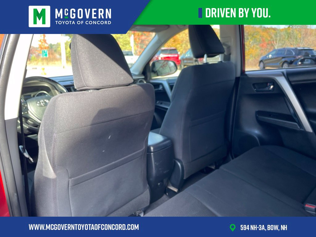 Used 2016 Toyota RAV4 XLE AWD/4WD image 17