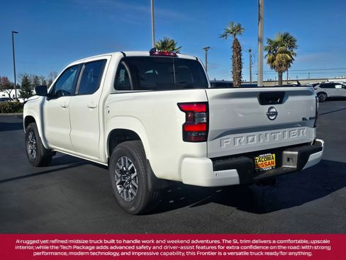 Certified 2024 Nissan Frontier SL w/ Technology Package image 3