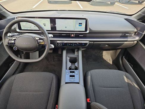 New 2025 Hyundai Ioniq 6 SE image 8