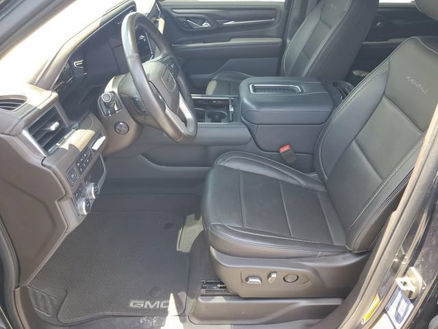 Used 2022 GMC Yukon XL Denali AWD/4WD image 5