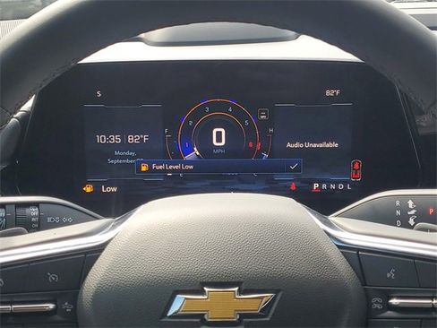 New 2025 Chevrolet Suburban Premier image 8