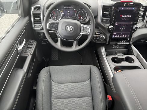 New 2026 RAM 1500 4x4 Crew Cab image 13