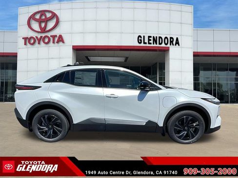 New 2026 Toyota C-HR AWD/4WD image 2
