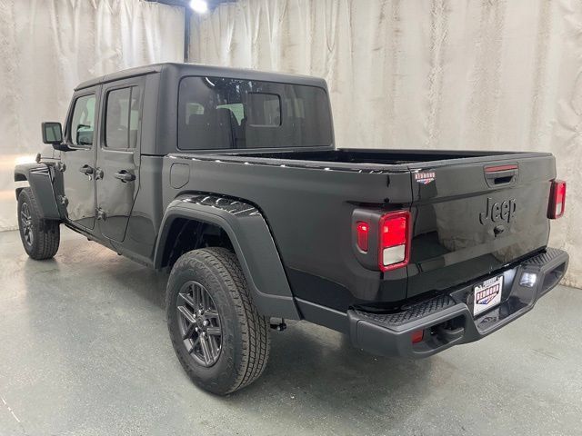 New 2026 Jeep Gladiator Sport AWD/4WD image 5