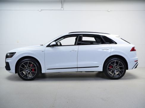 Used 2023 Audi Q8 Premium Plus w/ Premium Plus Package AWD/4WD image 12