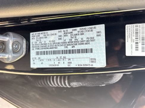 Used 2022 Ford Escape SEL w/ Technology Package FWD image 32