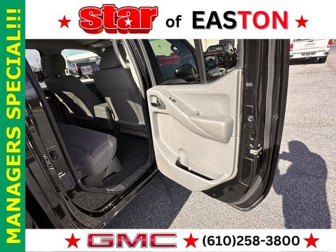 Used 2019 Nissan Frontier SV image 14