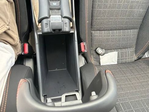 Used 2024 Honda HR-V Sport image 17