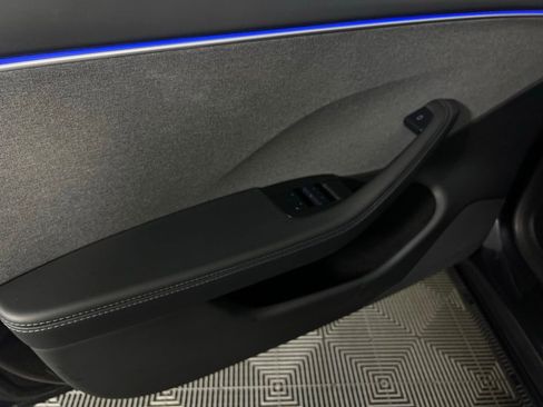 Used 2025 Tesla Model 3 Long Range image 27