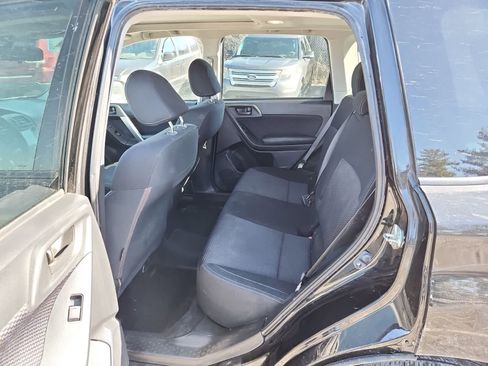 Used 2018 Subaru Forester 2.5i Premium w/ All-Weather Package image 26