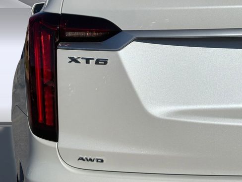 Used 2020 Cadillac XT6 Premium Luxury w/ Platinum Package image 13