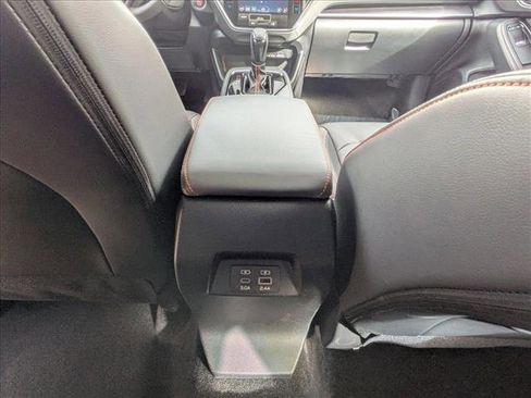 Certified 2025 Subaru Crosstrek 2.5i Limited w/ Crosstrek Mirror Package image 13
