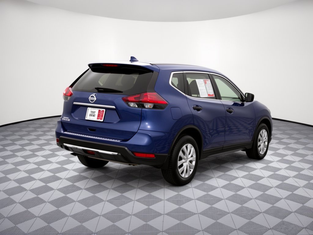 Used 2017 Nissan Rogue S FWD image 13