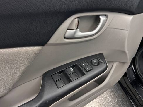 Used 2013 Honda Civic LX image 11