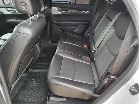 Used 2023 Cadillac XT5 Sportv image 14