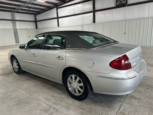 Used 2005 Buick LaCrosse CXL w/ Chrome Appearance Package image 3