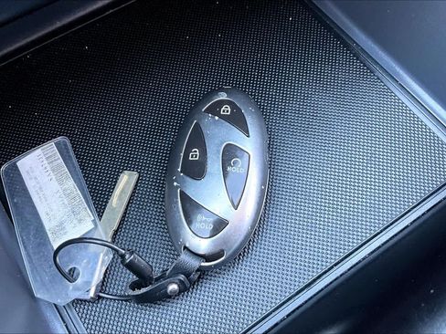 Used 2025 Hyundai Sonata SEL FWD image 13