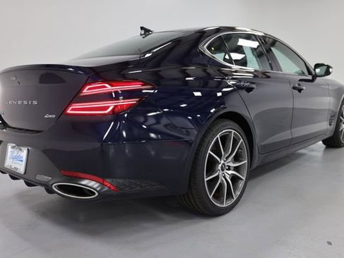 Used 2026 Genesis G70 2.5T image 4