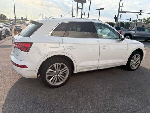Used 2018 Audi Q5 2.0T Premium Plus w/ Premium Plus Package AWD/4WD image 17