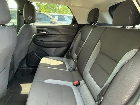 Used 2025 Chevrolet TrailBlazer LT FWD image 21