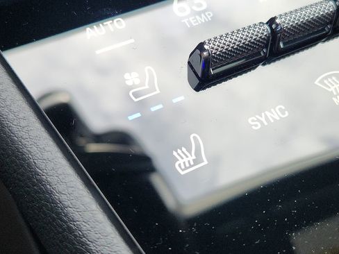 New 2026 Porsche Cayenne Coupe image 18