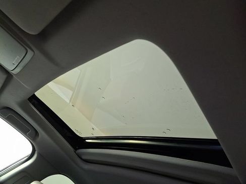 Used 2018 Honda CR-V EX-L image 17