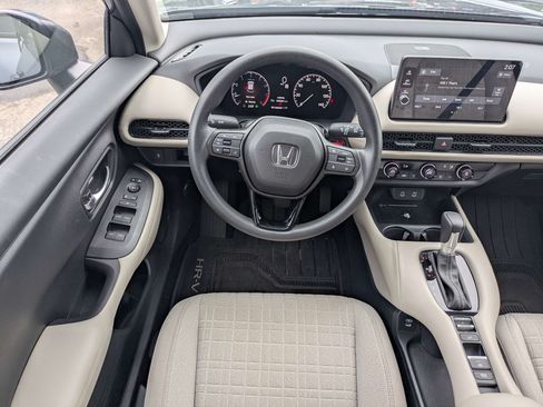 Certified 2026 Honda HR-V LX image 22
