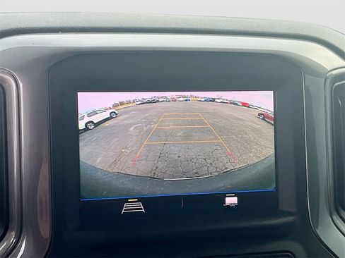 Used 2021 Chevrolet Silverado 1500 Custom image 13