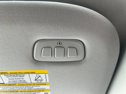 Used 2025 Ford Expedition Platinum AWD/4WD image 19