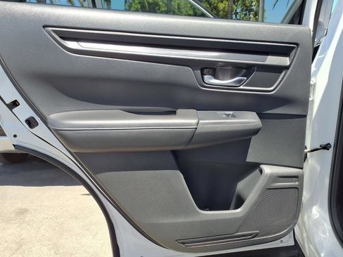Used 2023 Honda CR-V EX image 22