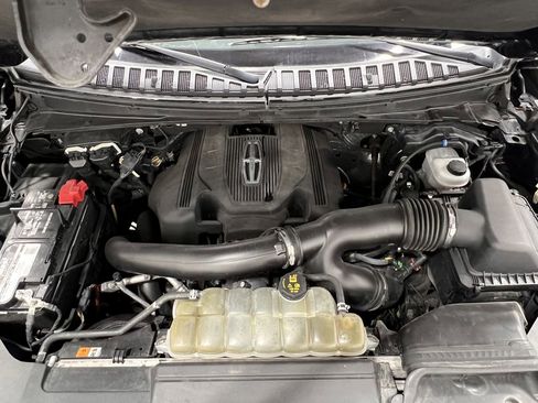 Used 2020 Lincoln Navigator Reserve w/ Luxury Package image 28