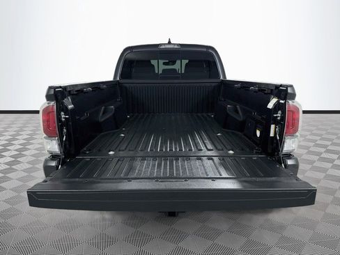 Used 2023 Toyota Tacoma TRD Sport AWD/4WD image 27