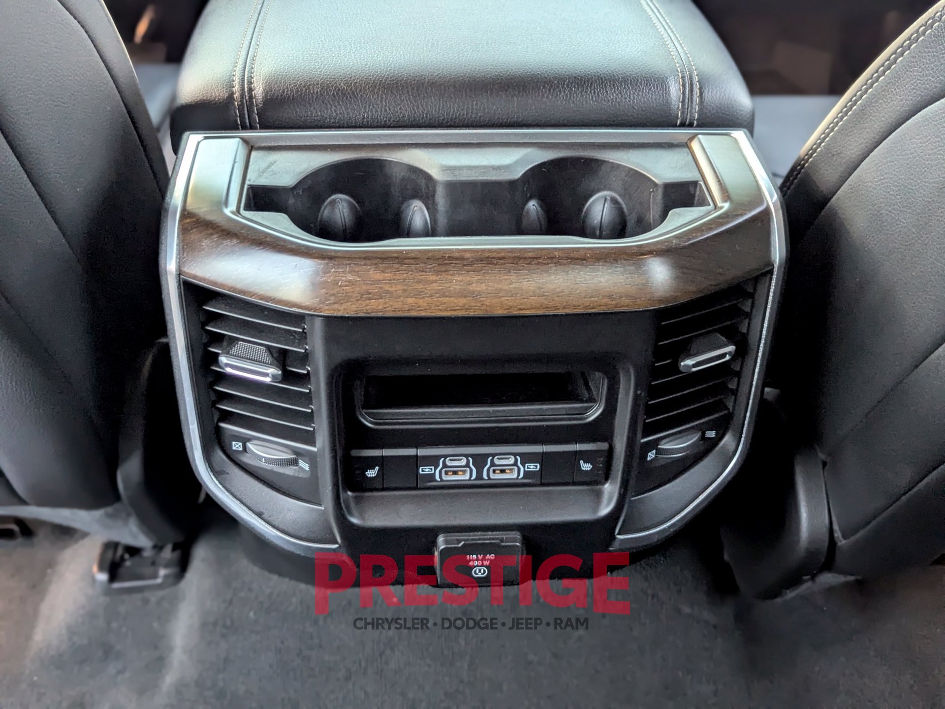 Used 2021 RAM 1500 Laramie w/ Advanced Safety Group AWD/4WD image 32