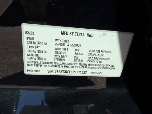 Used 2023 Tesla Model Y Performance AWD/4WD image 35