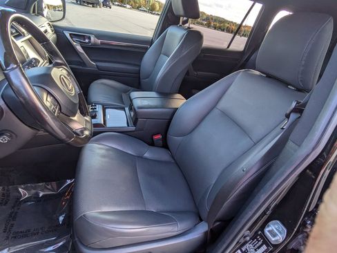 Used 2020 Lexus GX 460 Premium image 19