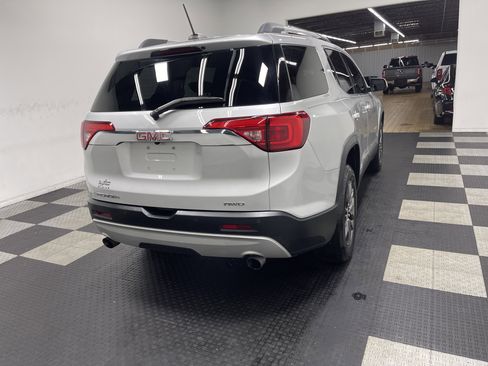 Used 2019 GMC Acadia SLT AWD/4WD image 5