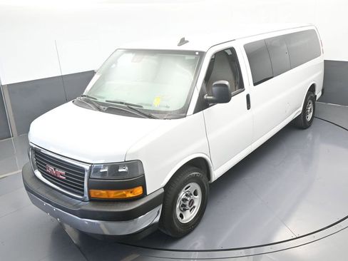 Used 2020 GMC Savana 3500 LT w/ LT Preferred Equipment Group image 40
