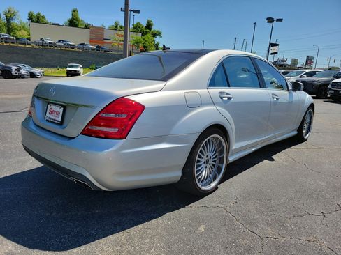 Used 2013 Mercedes-Benz S 550 image 19