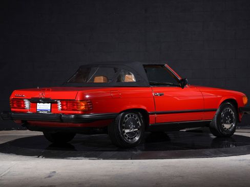Used 1988 Mercedes-Benz 560 SL 560 SL image 3