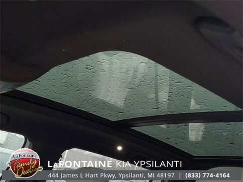 Used 2020 Volkswagen Tiguan SE R-Line image 10