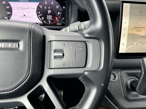 Used 2023 Land Rover Defender 130 X AWD/4WD image 23