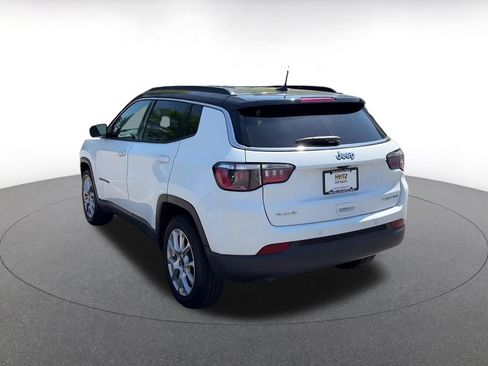 Used 2025 Jeep Compass Limited AWD/4WD image 11