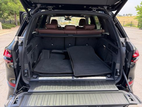 Used 2025 BMW X5 xDrive50e w/ M Sport Package AWD/4WD image 32
