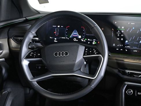 Used 2025 Audi Q5 Premium w/ Convenience Package AWD/4WD image 10
