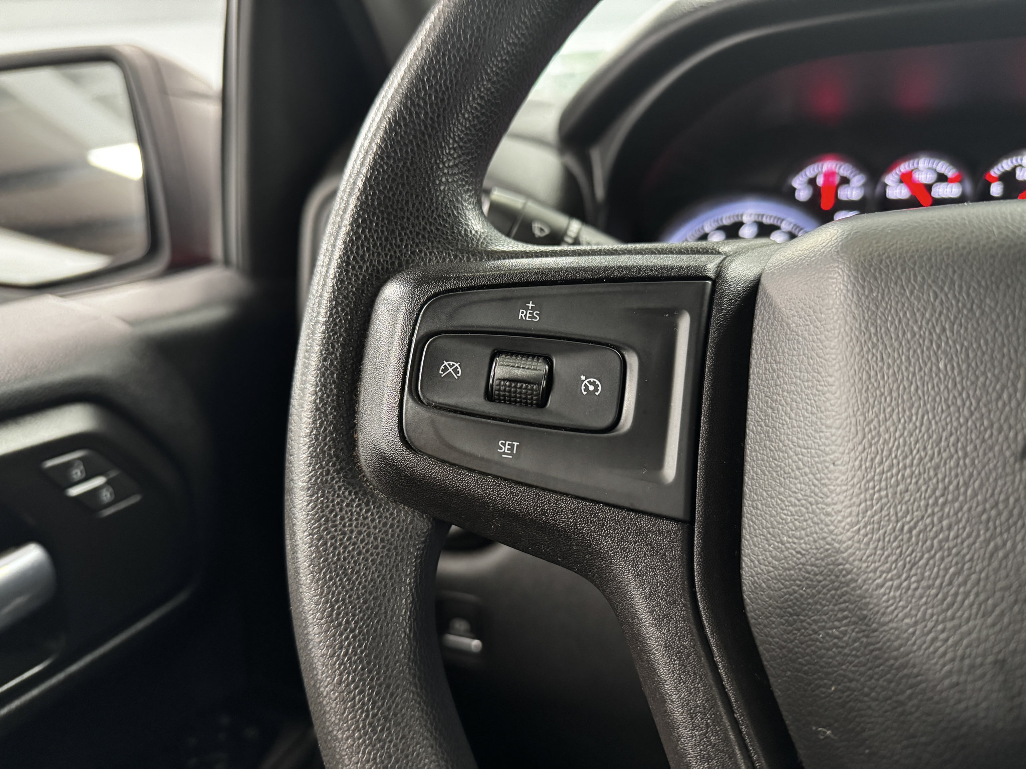 Used 2021 Chevrolet Silverado 1500 Custom Trail Boss AWD/4WD image 17