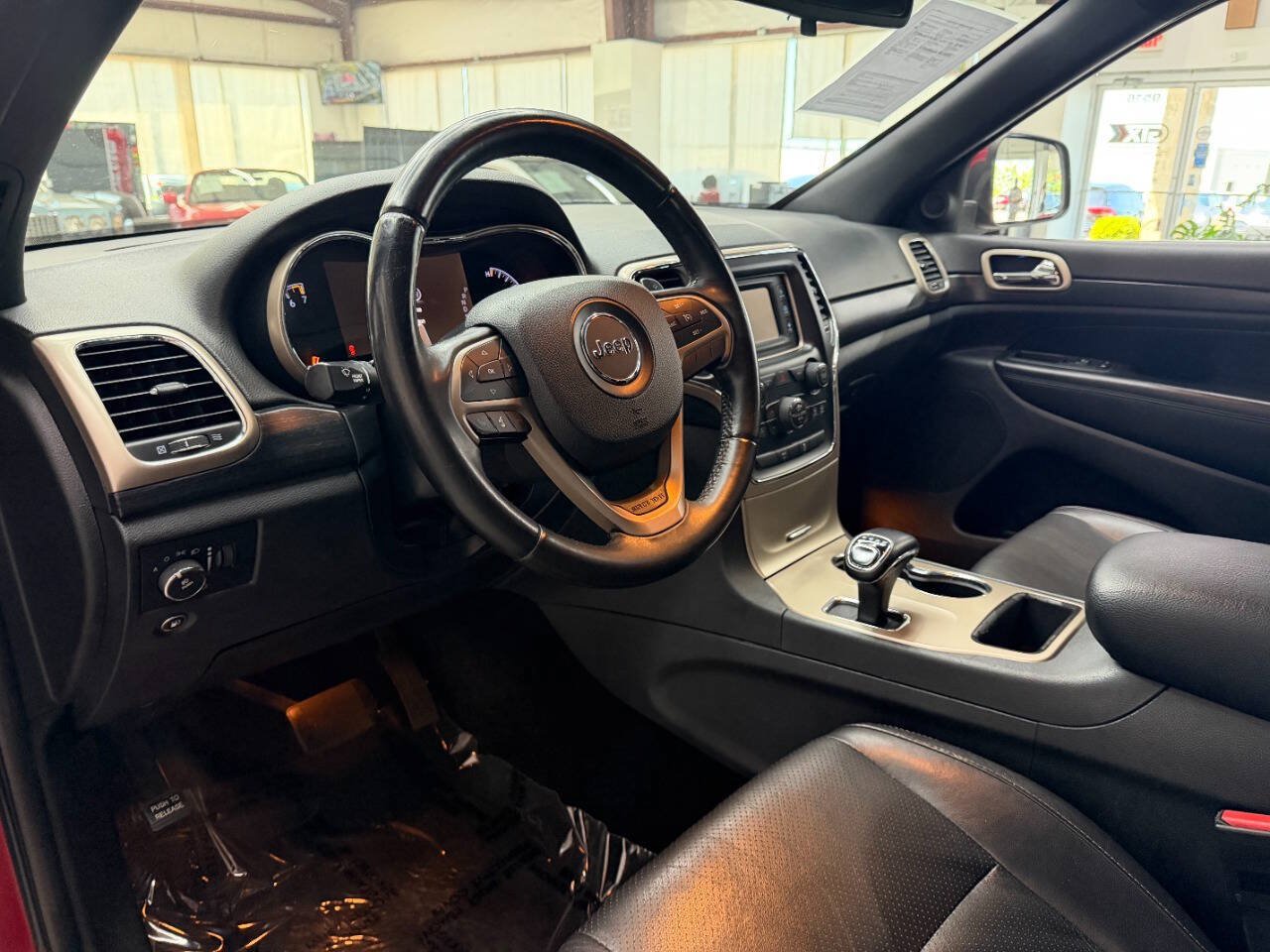 Used 2014 Jeep Grand Cherokee Laredo w/ Quick Order Package 23E AWD/4WD image 19