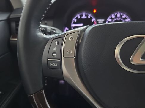 Used 2014 Lexus ES 350 w/ Luxury Package FWD image 19