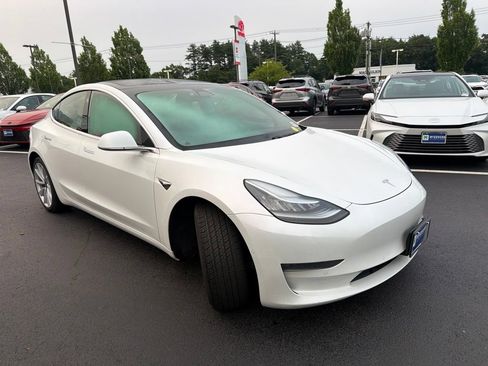 Used 2020 Tesla Model 3 Long Range AWD/4WD image 3