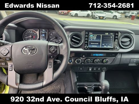 Used 2023 Toyota Tacoma TRD Off-Road image 19